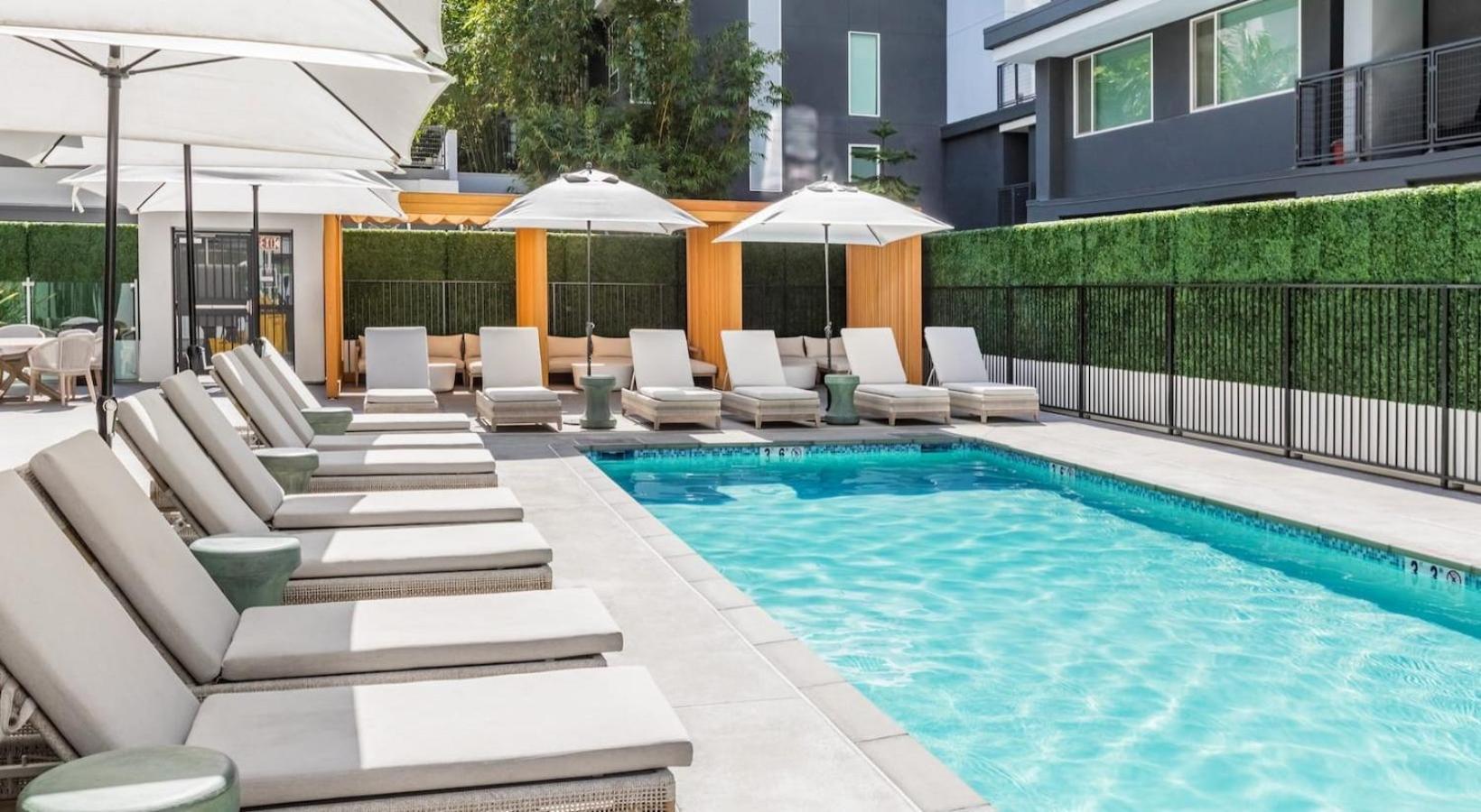 Dtla Luxury With Pool, Gym, Work Pods & Conference