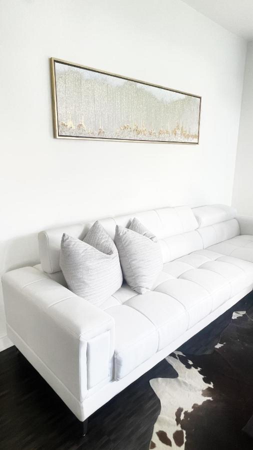 Dtla Luxury With Pool, Gym, Work Pods & Conference Apartment Los Angeles